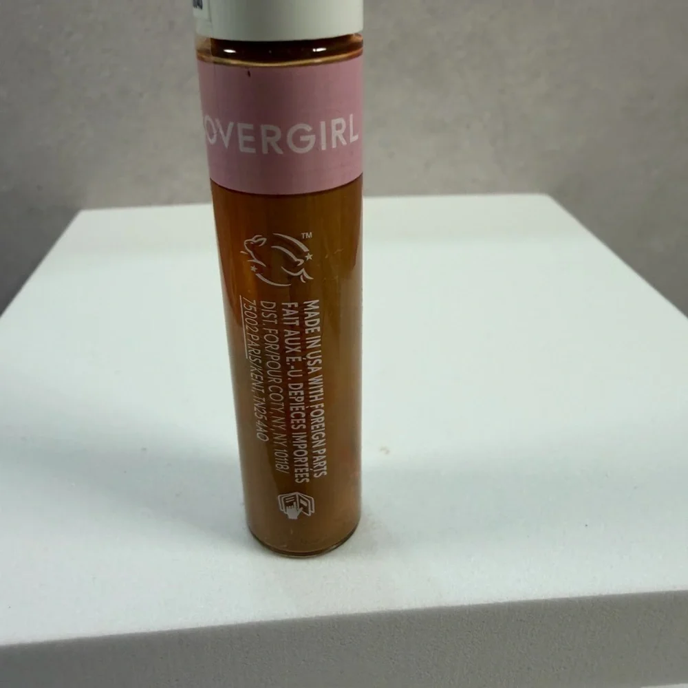 🩷5/$10 COVERGIRL Clean Fresh Hydrating Concealer - Warm Tan